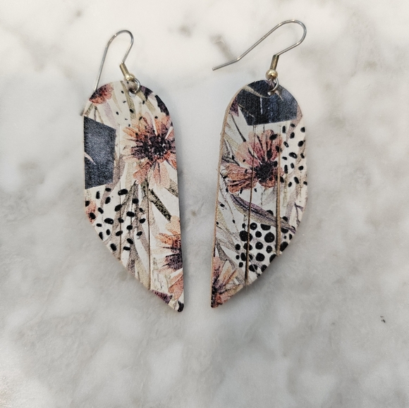 Flourish Leather Company Earrings - Picture 4 of 6